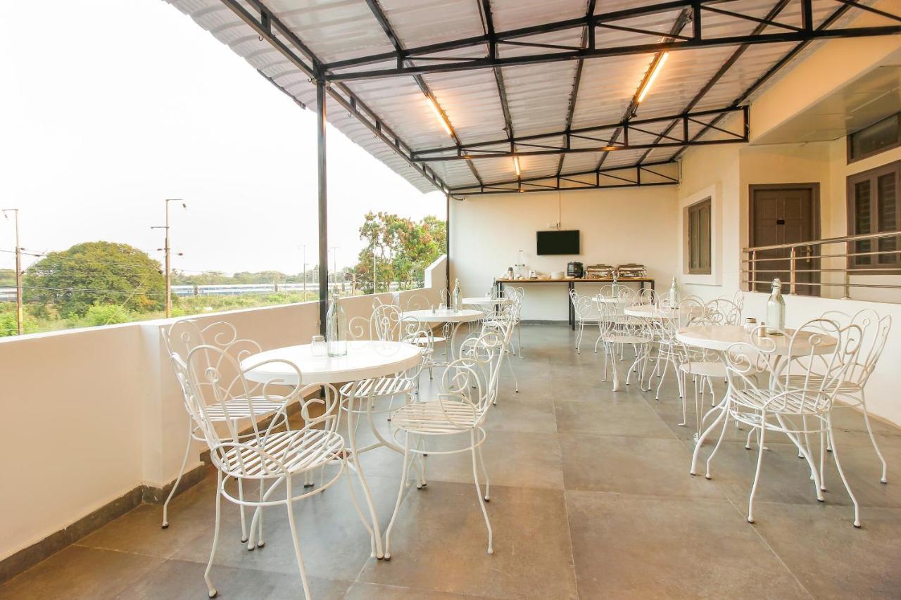 מלון היידראבד Super Townhouse Rcc Sunrise מראה חיצוני תמונה