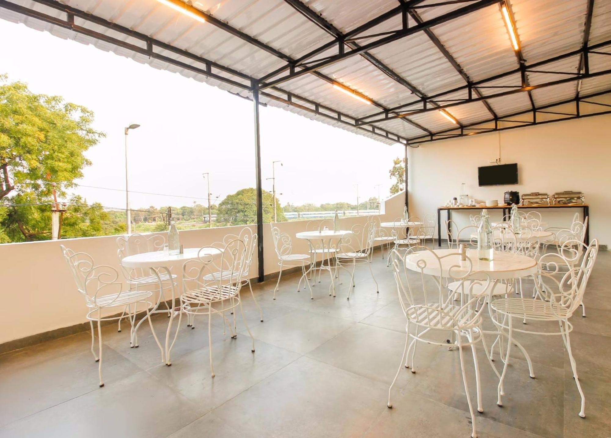 מלון היידראבד Super Townhouse Rcc Sunrise מראה חיצוני תמונה