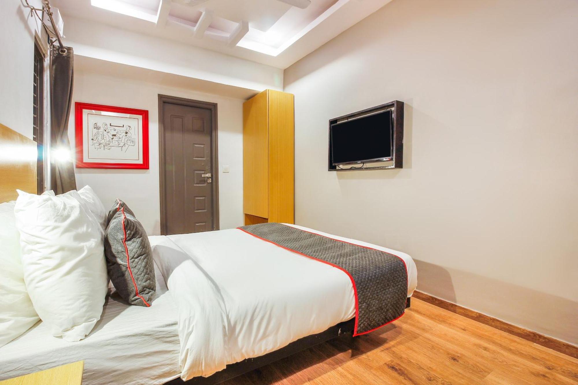 מלון היידראבד Super Townhouse Rcc Sunrise מראה חיצוני תמונה